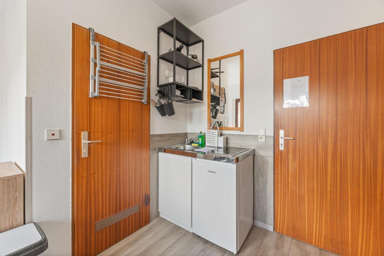 Home2Stay Apartmenthaus Heilbronn City Kitchen Parking Highspeed Wifi Washroom Eksteriør billede