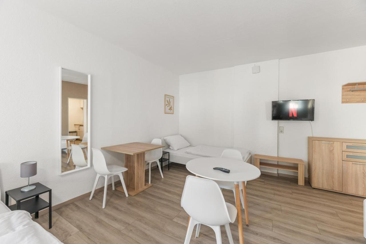 Home2Stay Apartmenthaus Heilbronn City Kitchen Parking Highspeed Wifi Washroom Eksteriør billede
