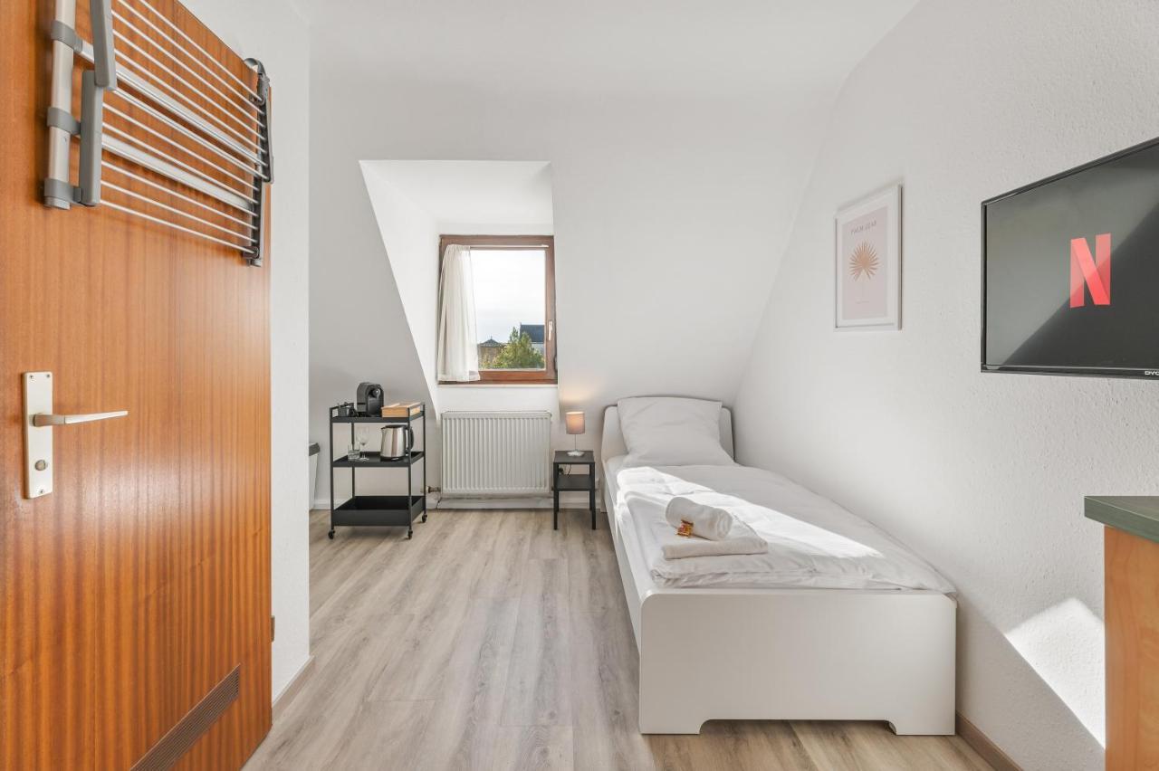 Home2Stay Apartmenthaus Heilbronn City Kitchen Parking Highspeed Wifi Washroom Eksteriør billede