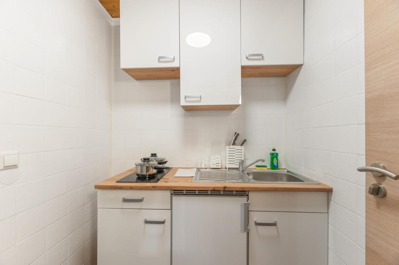 Home2Stay Apartmenthaus Heilbronn City Kitchen Parking Highspeed Wifi Washroom Eksteriør billede