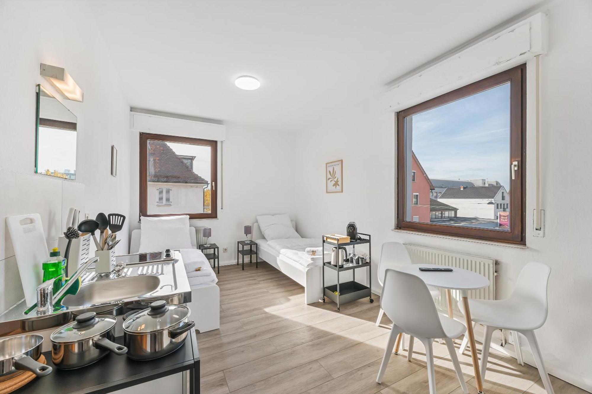 Home2Stay Apartmenthaus Heilbronn City Kitchen Parking Highspeed Wifi Washroom Eksteriør billede