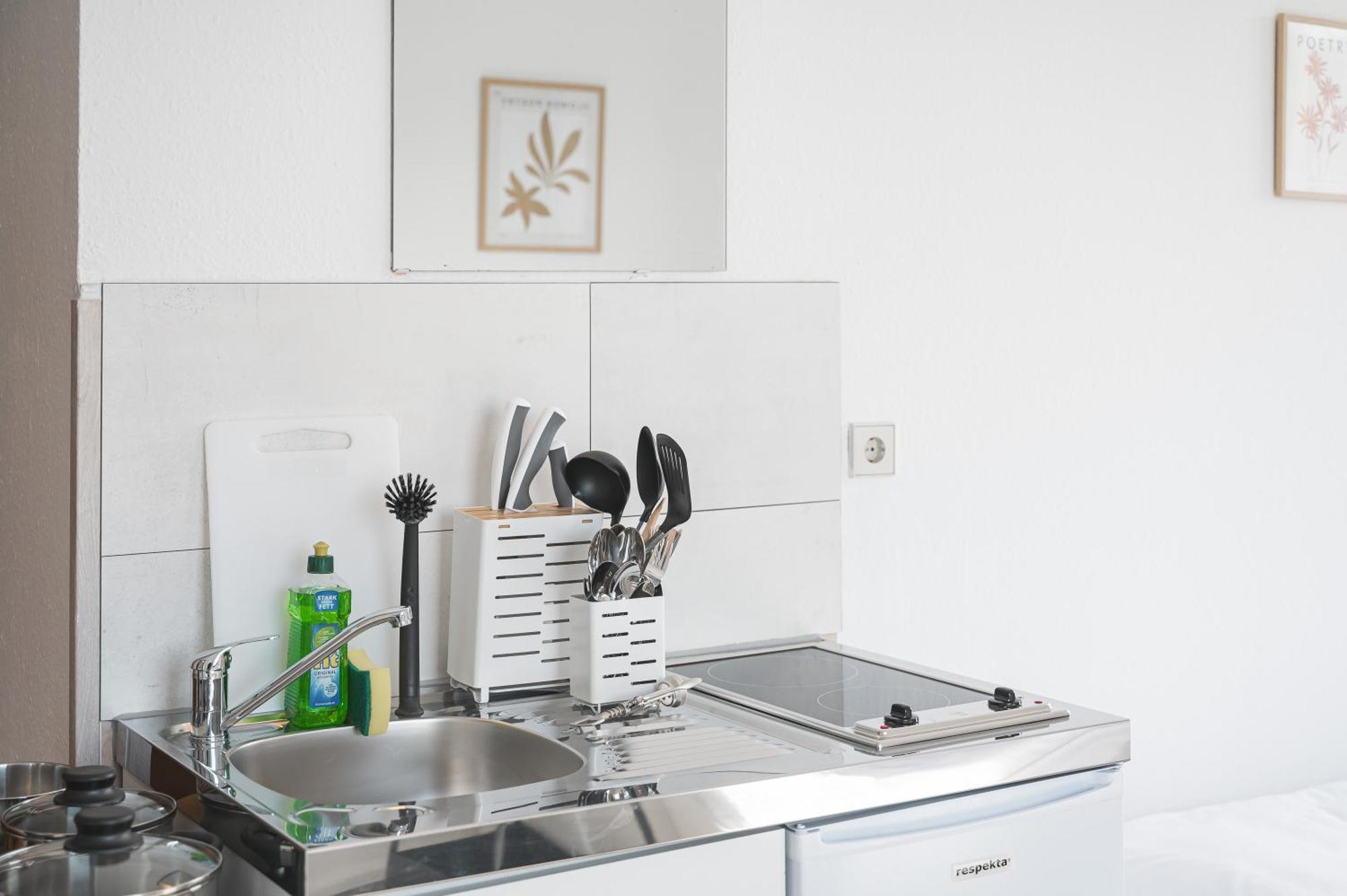 Home2Stay Apartmenthaus Heilbronn City Kitchen Parking Highspeed Wifi Washroom Eksteriør billede
