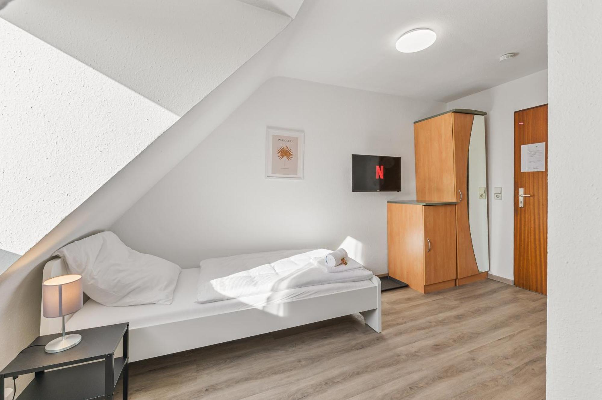 Home2Stay Apartmenthaus Heilbronn City Kitchen Parking Highspeed Wifi Washroom Eksteriør billede