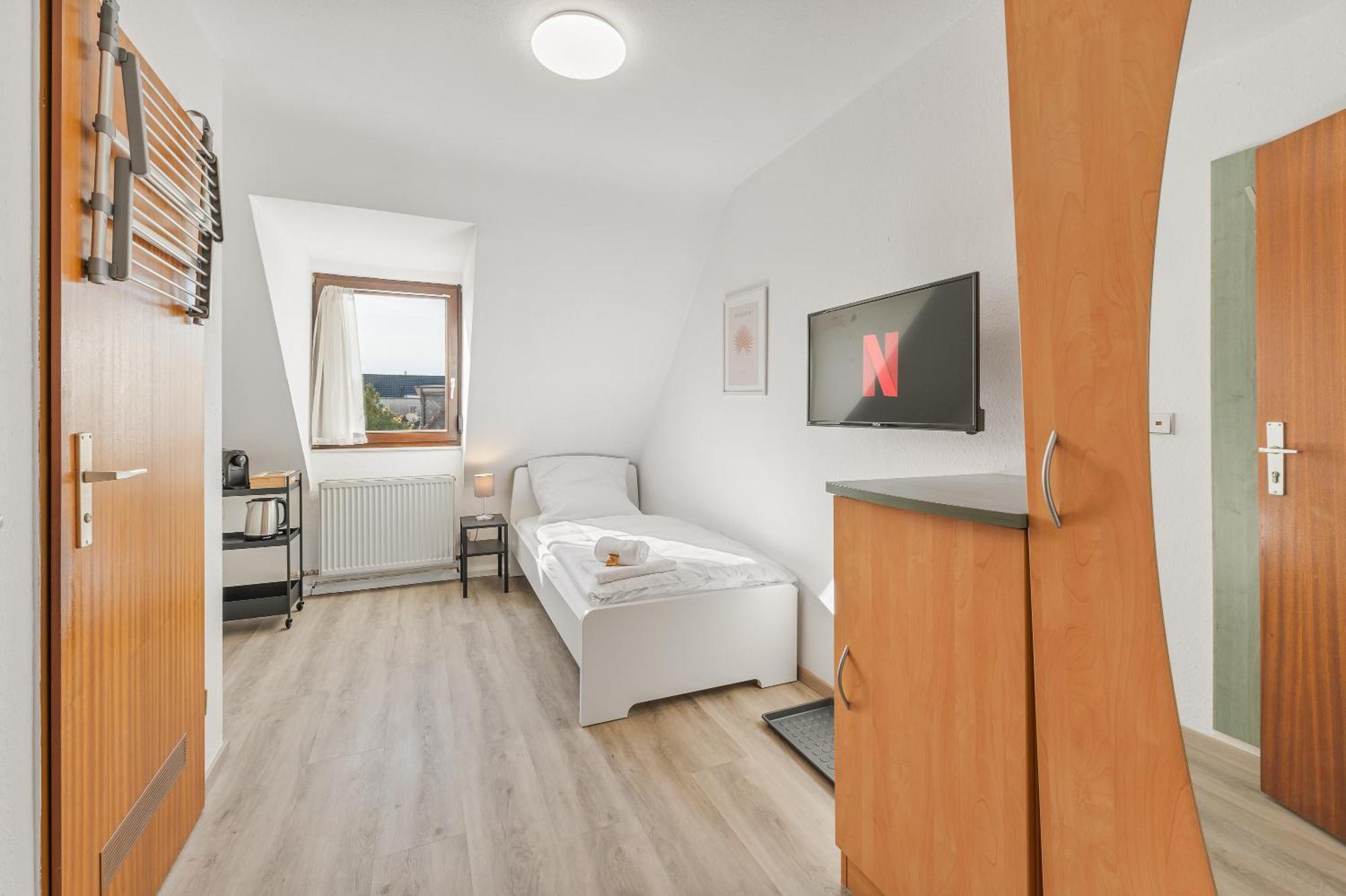 Home2Stay Apartmenthaus Heilbronn City Kitchen Parking Highspeed Wifi Washroom Eksteriør billede