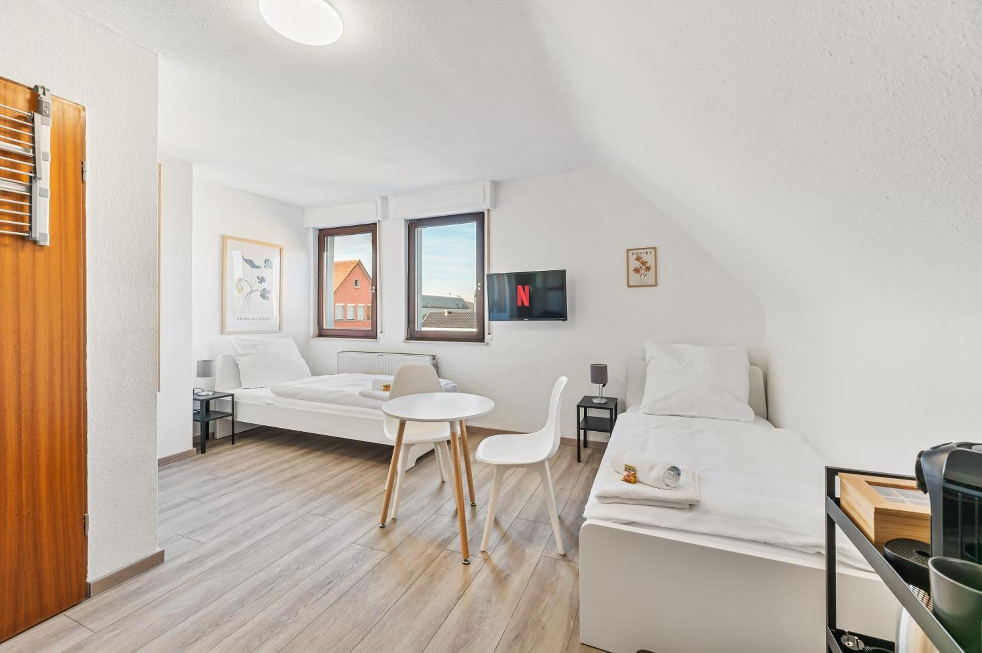 Home2Stay Apartmenthaus Heilbronn City Kitchen Parking Highspeed Wifi Washroom Eksteriør billede